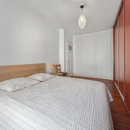 Lumineux & Elegant Centre Apartment *